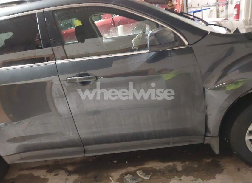 Photo 13 of 2017 Chevrolet Equinox LT (VIN 2GNALCEK1H6228719)