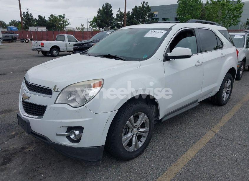 Photo 2 of 2014 Chevrolet Equinox 2LT (VIN 2GNALCEK2E6269422)