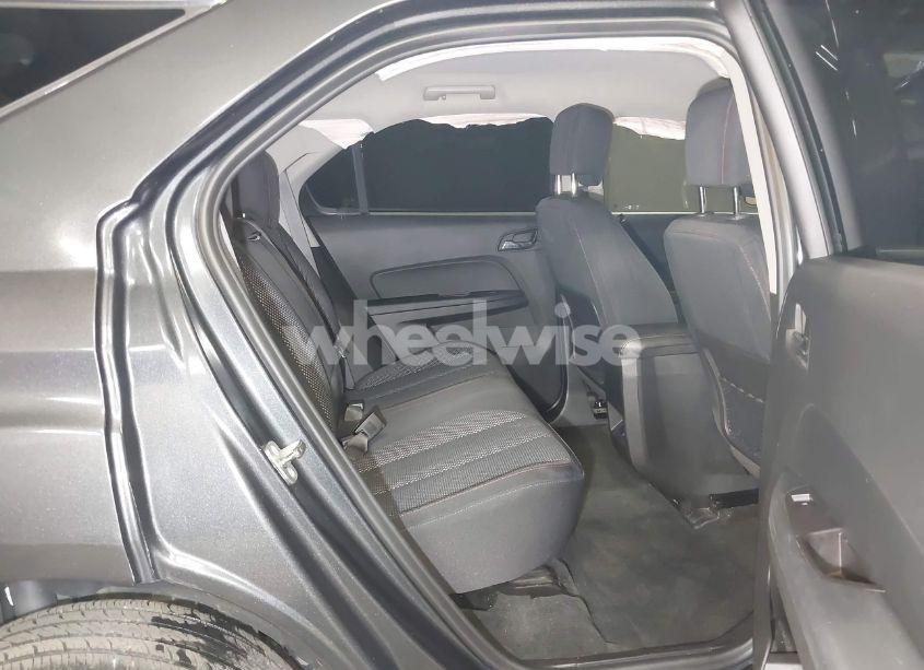 Photo 8 of 2017 Chevrolet Equinox LT (VIN 2GNALCEK2H6125423)