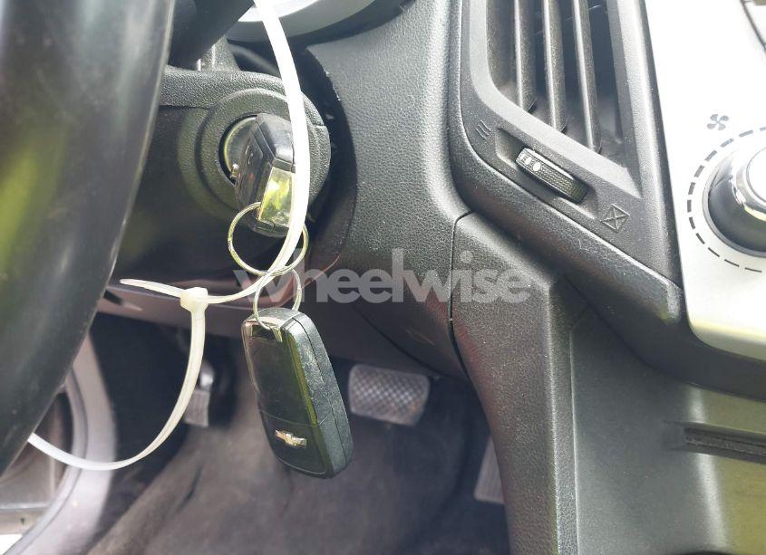 Photo 11 of 2015 Chevrolet Equinox 2LT (VIN 2GNALCEK3F6143524)