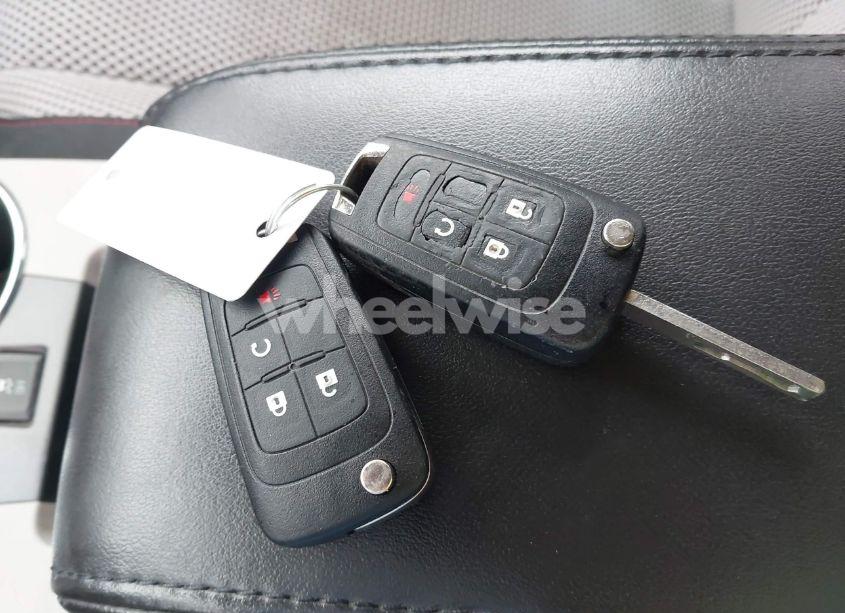 Photo 11 of 2016 Chevrolet Equinox LT (VIN 2GNALCEK3G6231877)