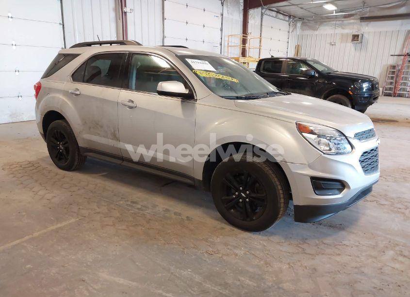 2017 Chevrolet Equinox LT (VIN 2GNALCEK3H1563266) main photo