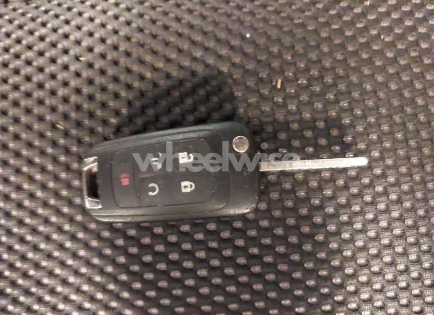 Photo 11 of 2017 Chevrolet Equinox LT (VIN 2GNALCEK3H1563266)