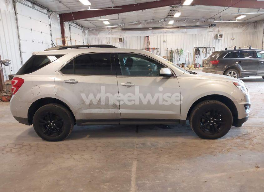 Photo 13 of 2017 Chevrolet Equinox LT (VIN 2GNALCEK3H1563266)
