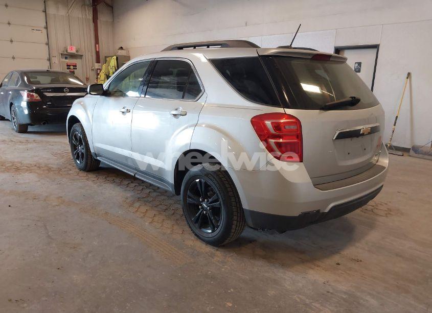 Photo 3 of 2017 Chevrolet Equinox LT (VIN 2GNALCEK3H1563266)