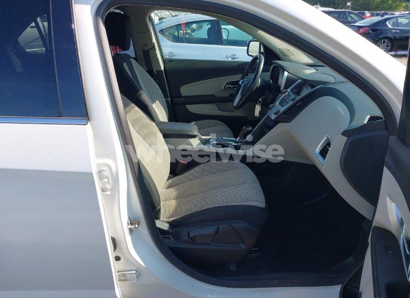 Photo 5 of 2017 Chevrolet Equinox LT (VIN 2GNALCEK3H1577037)