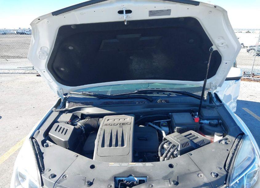 Photo 10 of 2017 Chevrolet Equinox LT (VIN 2GNALCEK3H6147964)