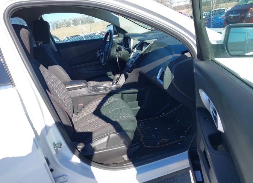 Photo 5 of 2017 Chevrolet Equinox LT (VIN 2GNALCEK3H6147964)