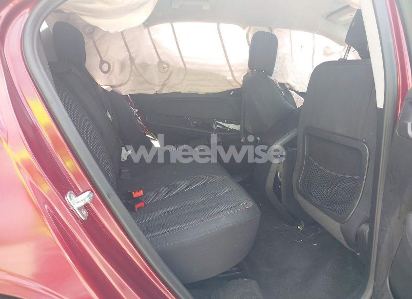 Photo 8 of 2017 Chevrolet Equinox LT (VIN 2GNALCEK3H6184061)