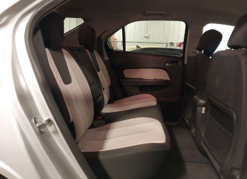 Photo 8 of 2016 Chevrolet Equinox LT (VIN 2GNALCEK4G6251586)