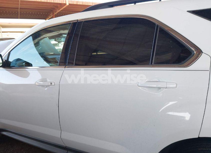 Photo 14 of 2016 Chevrolet Equinox LT (VIN 2GNALCEK4G6272633)