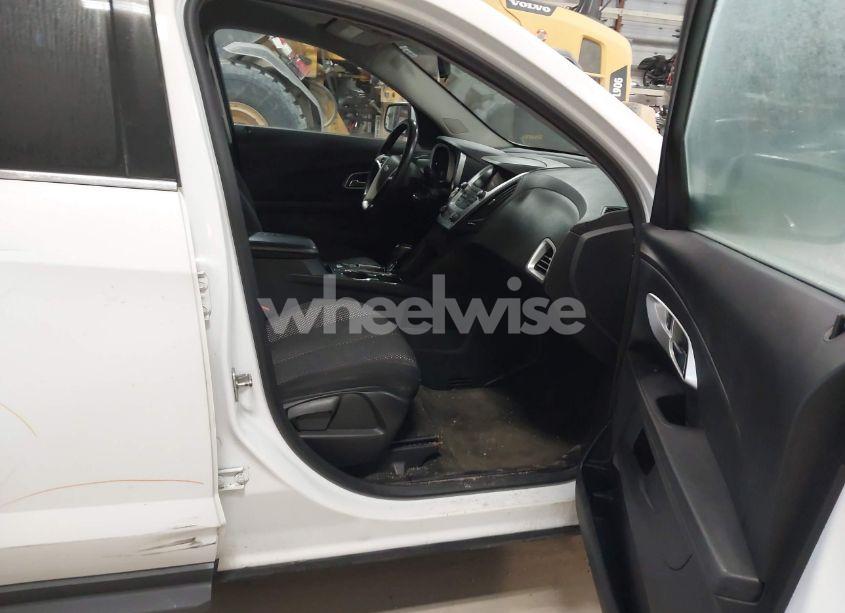 Photo 5 of 2017 Chevrolet Equinox LT (VIN 2GNALCEK4H1564734)