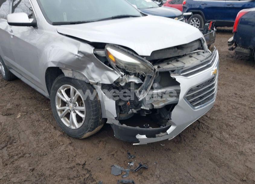Photo 6 of 2017 Chevrolet Equinox LT (VIN 2GNALCEK4H1584160)