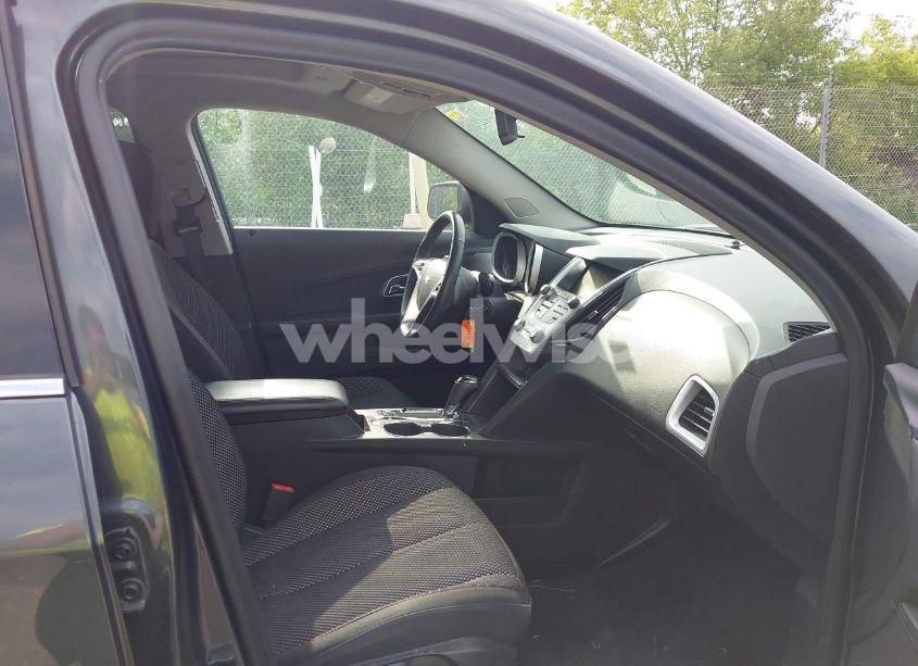 Photo 5 of 2017 Chevrolet Equinox LT (VIN 2GNALCEK4H1600003)