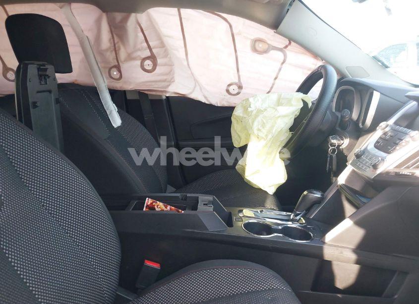 Photo 5 of 2017 Chevrolet Equinox LT (VIN 2GNALCEK4H1613706)