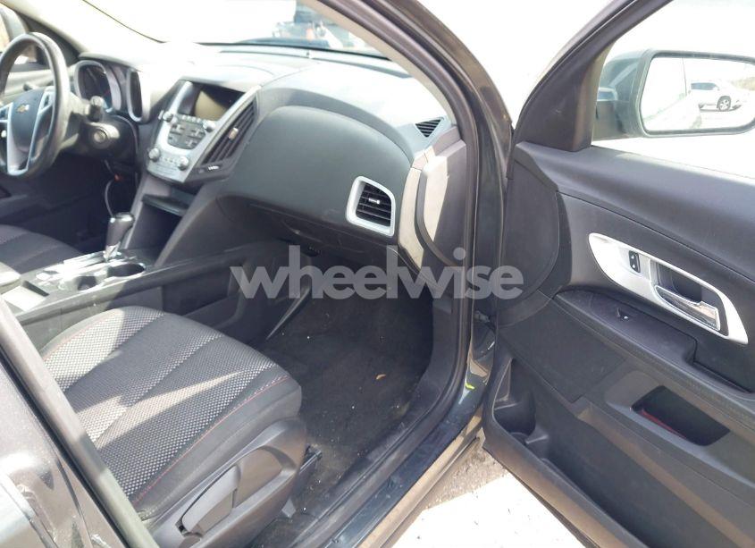 Photo 5 of 2017 Chevrolet Equinox LT (VIN 2GNALCEK4H1614628)