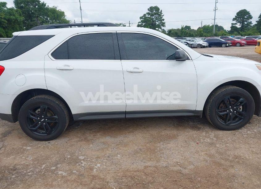 Photo 13 of 2017 Chevrolet Equinox LT (VIN 2GNALCEK5H1581669)