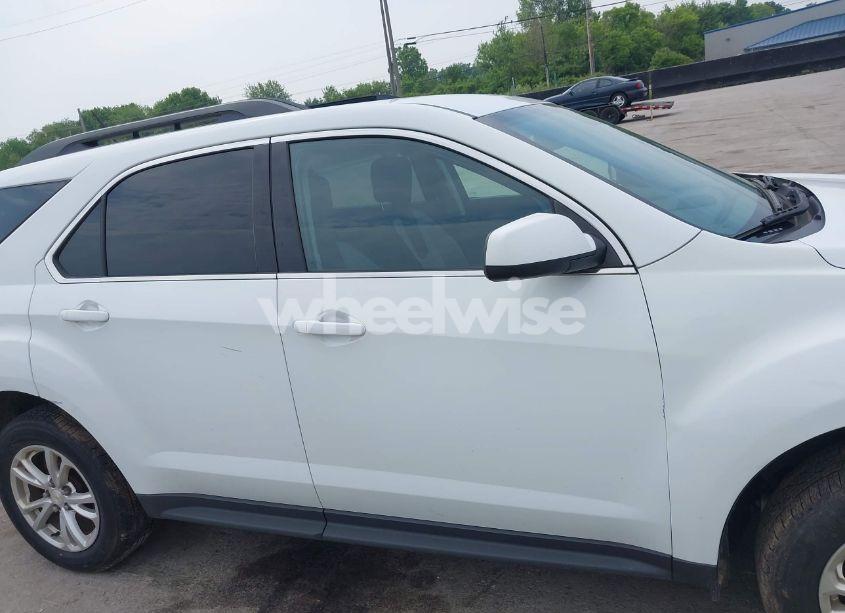 Photo 13 of 2017 Chevrolet Equinox LT (VIN 2GNALCEK5H1613066)