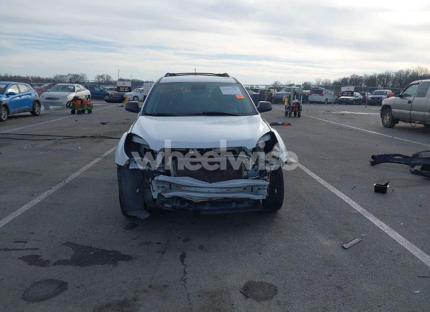 Photo 13 of 2017 Chevrolet Equinox LT (VIN 2GNALCEK5H6155130)