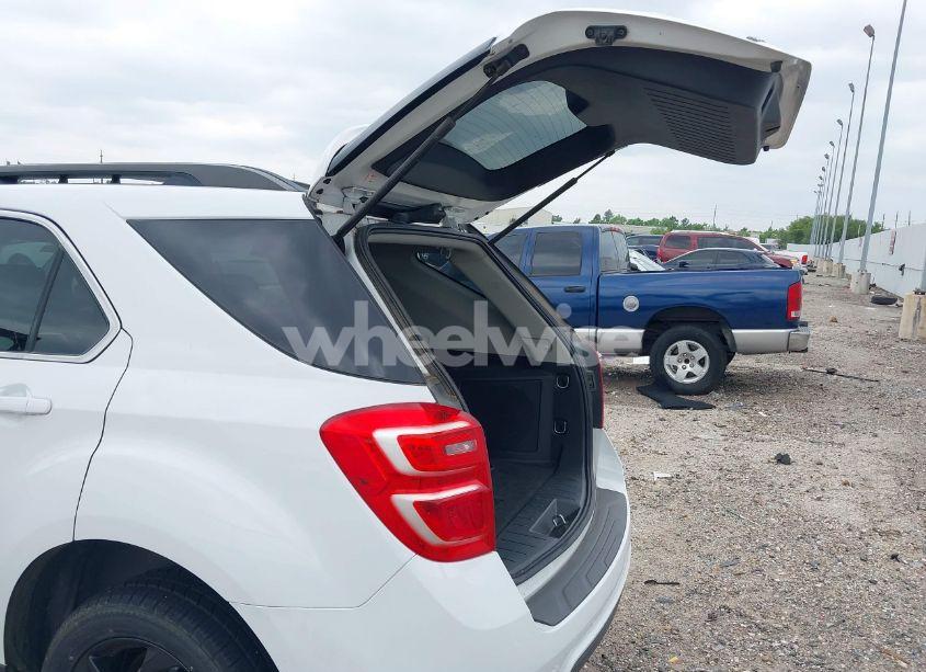 Photo 17 of 2017 Chevrolet Equinox LT (VIN 2GNALCEK5H6224298)