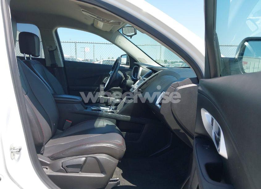 Photo 5 of 2017 Chevrolet Equinox LT (VIN 2GNALCEK5H6224298)