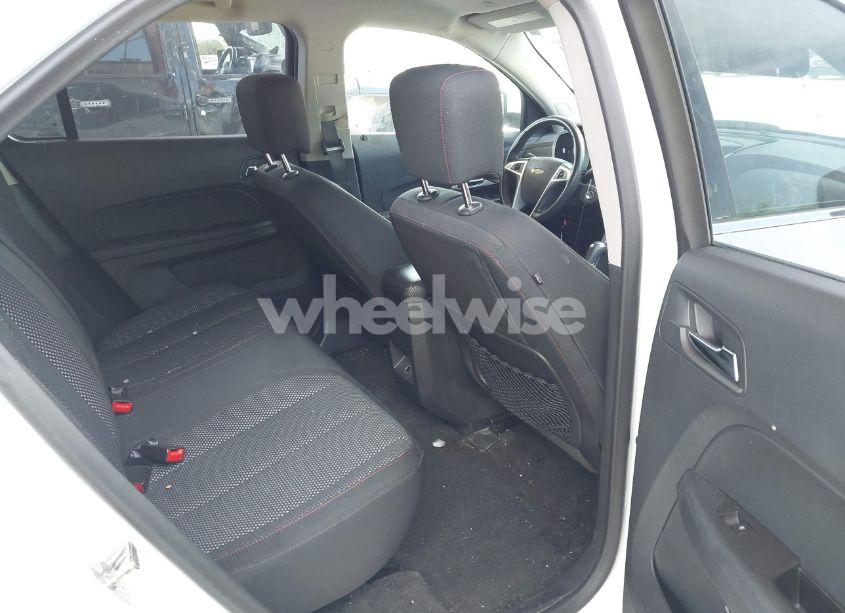 Photo 8 of 2017 Chevrolet Equinox LT (VIN 2GNALCEK5H6265823)