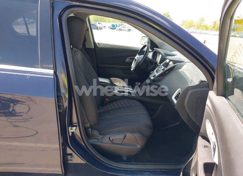 Photo 5 of 2017 Chevrolet Equinox LT (VIN 2GNALCEK5H6323414)