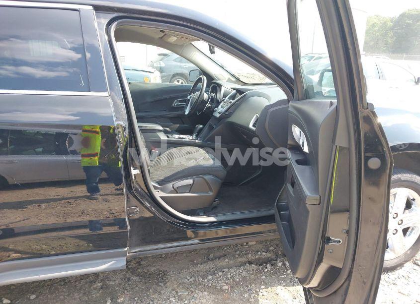 Photo 5 of 2016 Chevrolet Equinox LT (VIN 2GNALCEK6G1132676)