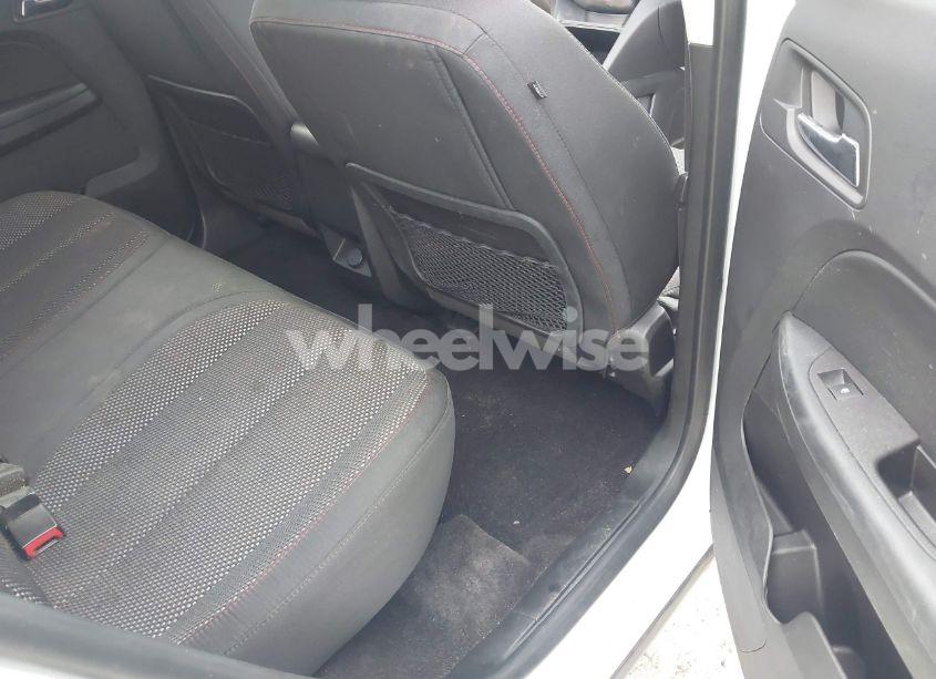 Photo 8 of 2016 Chevrolet Equinox LT (VIN 2GNALCEK6G1150126)