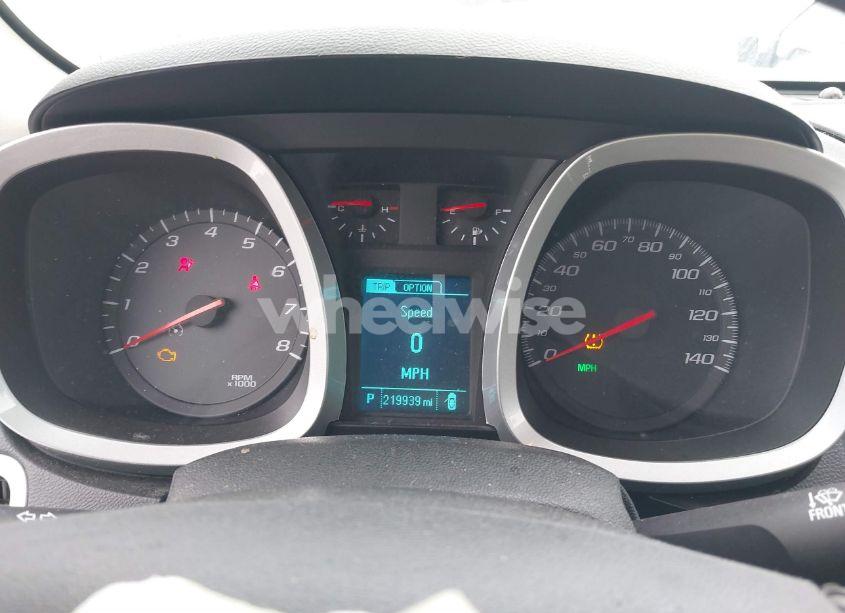 Photo 7 of 2016 Chevrolet Equinox LT (VIN 2GNALCEK6G6100765)