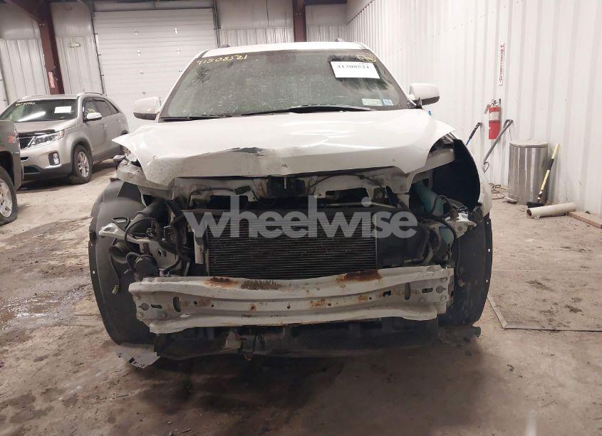 Photo 13 of 2016 Chevrolet Equinox LT (VIN 2GNALCEK6G6153711)