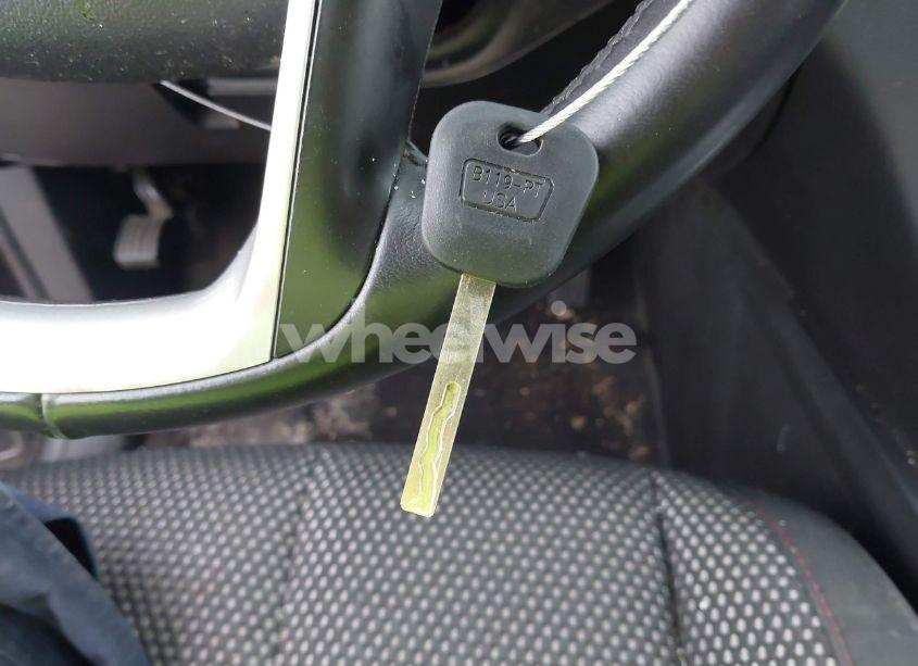 Photo 11 of 2016 Chevrolet Equinox LT (VIN 2GNALCEK6G6267921)