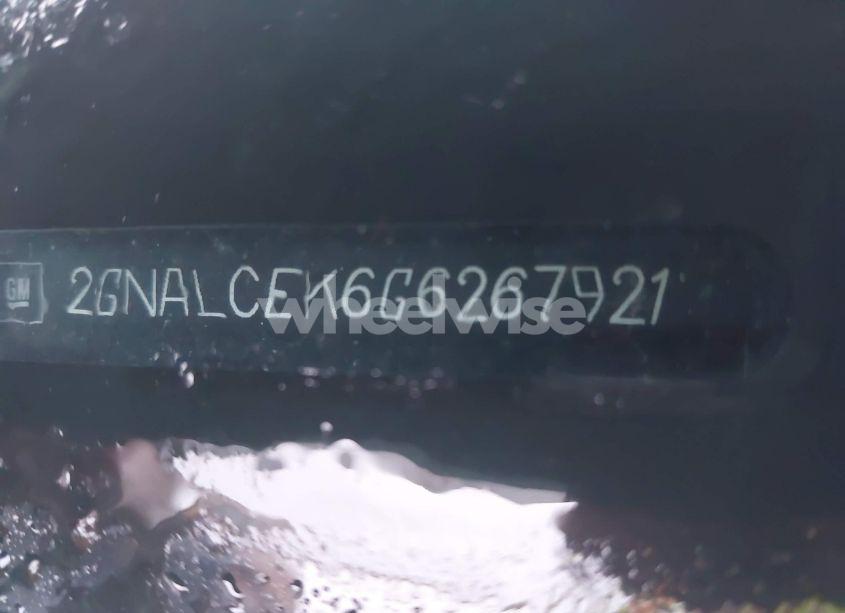 Photo 9 of 2016 Chevrolet Equinox LT (VIN 2GNALCEK6G6267921)