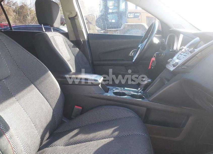 Photo 5 of 2016 Chevrolet Equinox LT (VIN 2GNALCEK6G6340012)