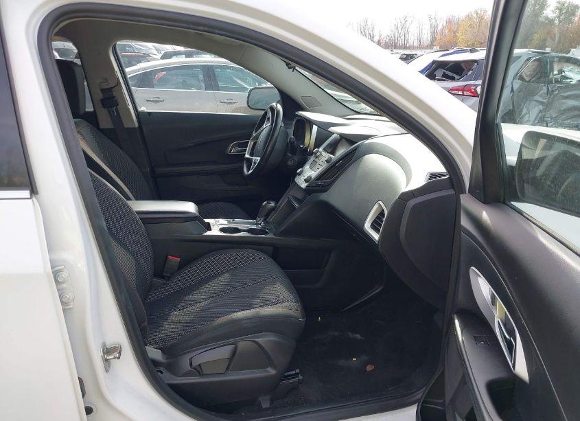 Photo 5 of 2017 Chevrolet Equinox LT (VIN 2GNALCEK6H1616252)