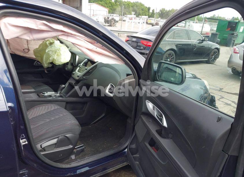 Photo 5 of 2017 Chevrolet Equinox LT (VIN 2GNALCEK6H1616946)