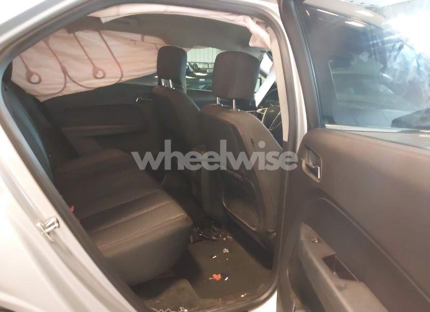 Photo 8 of 2014 Chevrolet Equinox 2LT (VIN 2GNALCEK7E6235167)