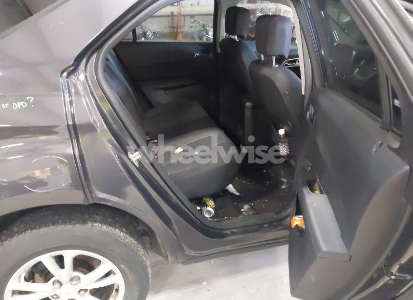 Photo 8 of 2016 Chevrolet Equinox LT (VIN 2GNALCEK7G6209932)