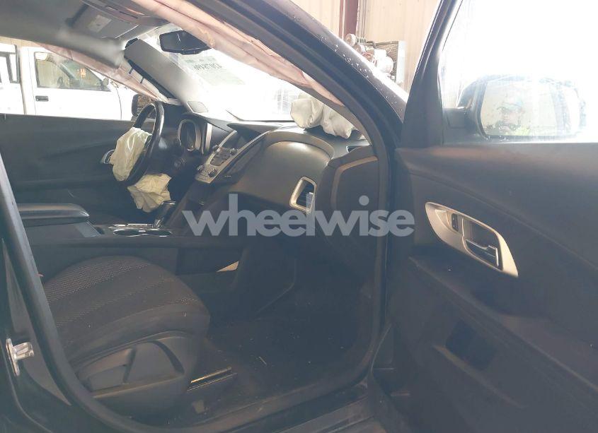 Photo 5 of 2017 Chevrolet Equinox LT (VIN 2GNALCEK7H1526639)