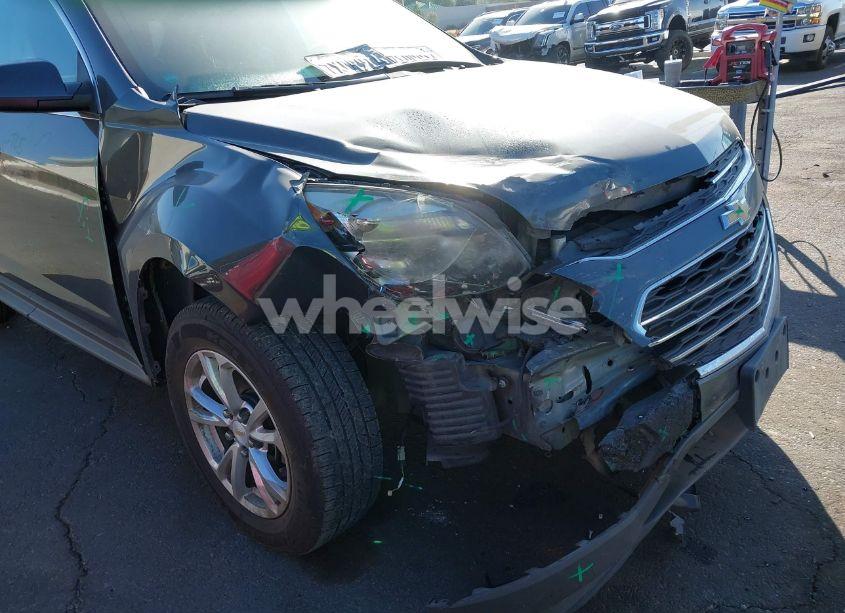 Photo 6 of 2017 Chevrolet Equinox LT (VIN 2GNALCEK7H1543375)