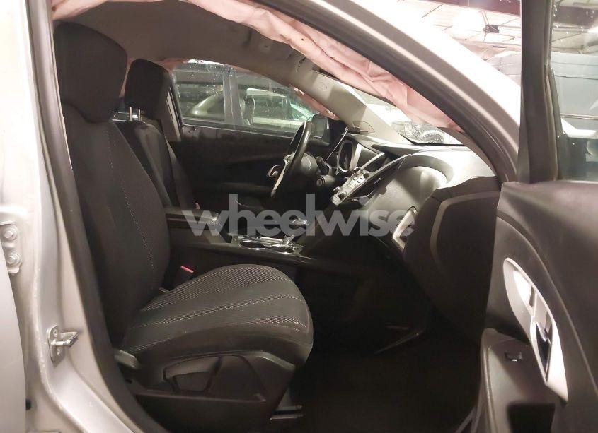 Photo 5 of 2017 Chevrolet Equinox LT (VIN 2GNALCEK7H1615224)