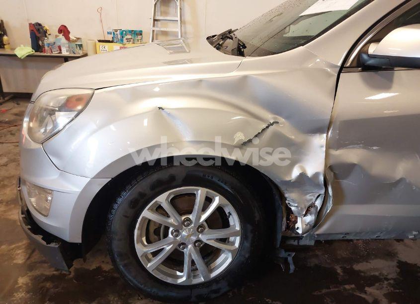 Photo 6 of 2017 Chevrolet Equinox LT (VIN 2GNALCEK7H1615224)