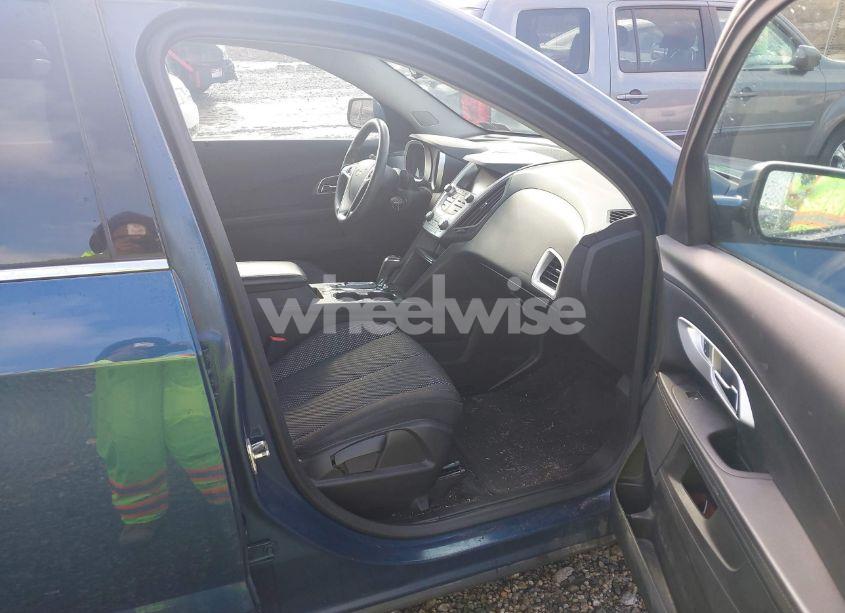 Photo 5 of 2017 Chevrolet Equinox LT (VIN 2GNALCEK7H6138765)