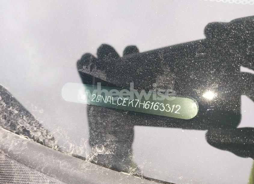 Photo 9 of 2017 Chevrolet Equinox LT (VIN 2GNALCEK7H6163312)