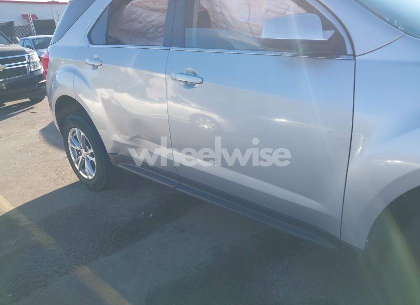Photo 16 of 2017 Chevrolet Equinox LT (VIN 2GNALCEK7H6181325)