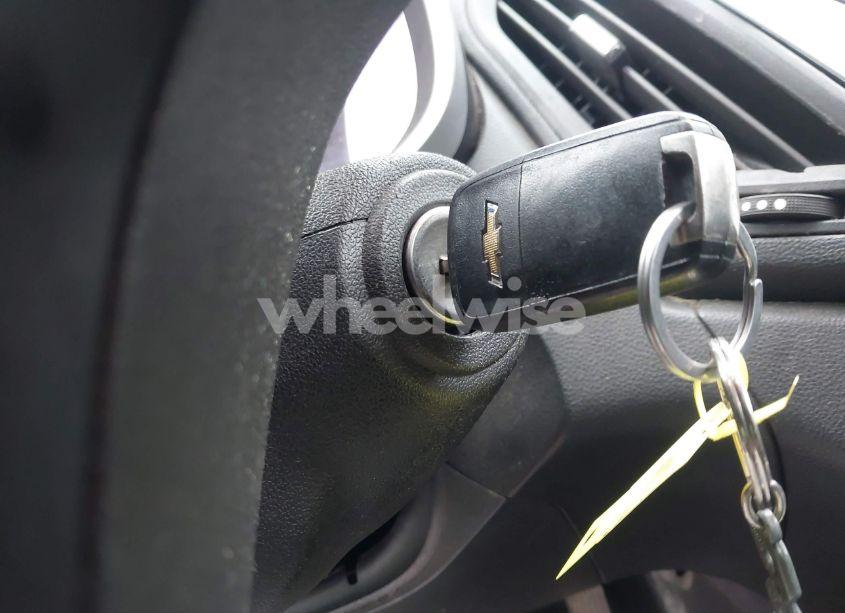 Photo 11 of 2017 Chevrolet Equinox LT (VIN 2GNALCEK7H6221175)