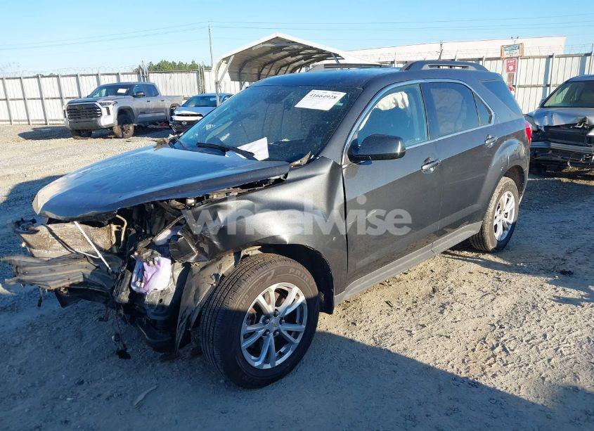 Photo 2 of 2017 Chevrolet Equinox LT (VIN 2GNALCEK7H6225484)
