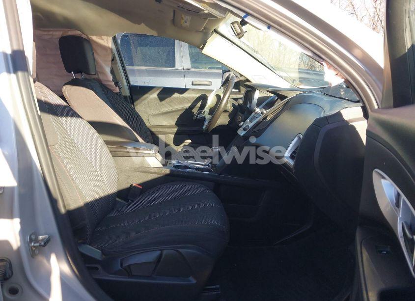 Photo 5 of 2017 Chevrolet Equinox LT (VIN 2GNALCEK7H6288715)