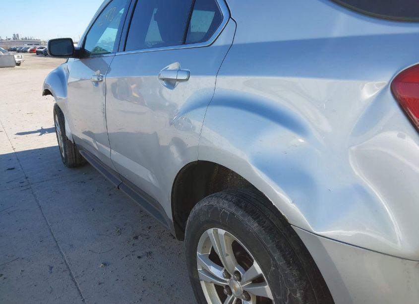 Photo 19 of 2015 Chevrolet Equinox 2LT (VIN 2GNALCEK8F6230352)