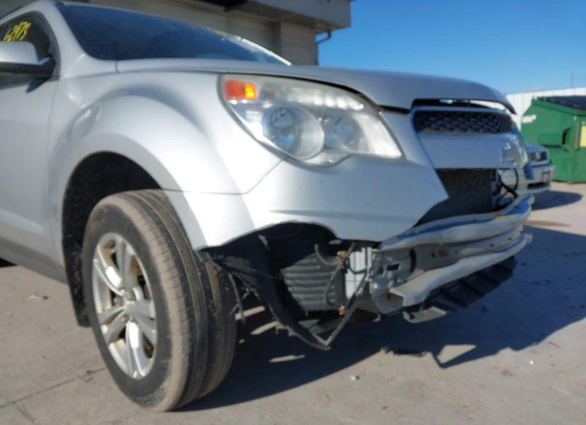 Photo 6 of 2015 Chevrolet Equinox 2LT (VIN 2GNALCEK8F6230352)